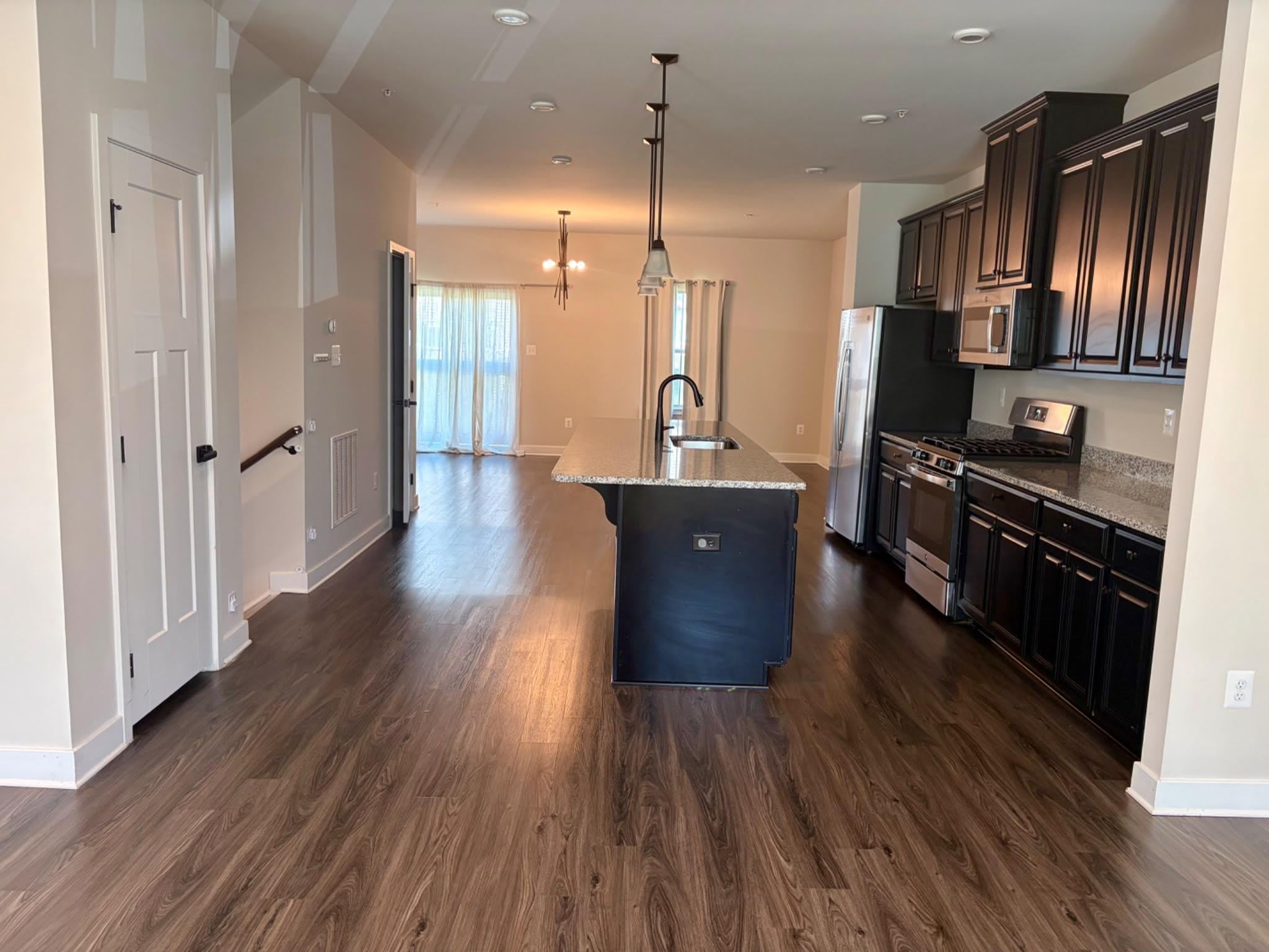6029 GOSHAWK Street – photo 3