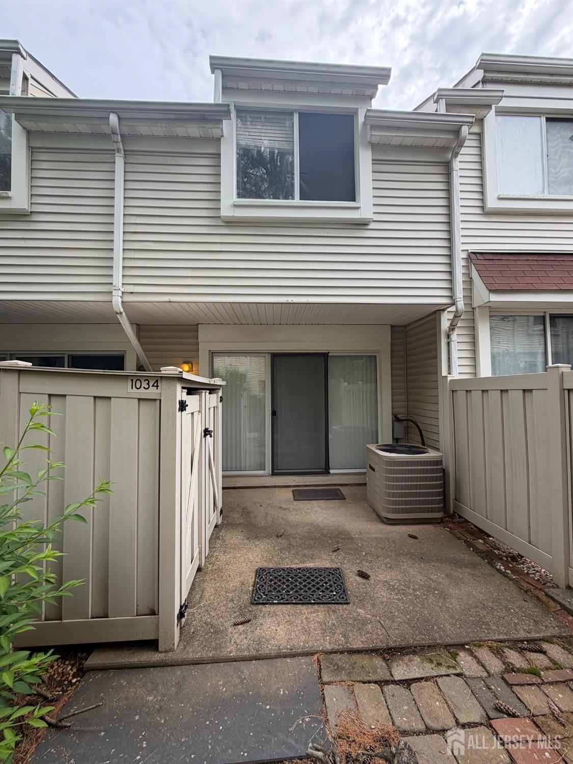1034 Schmidt Lane – photo 4