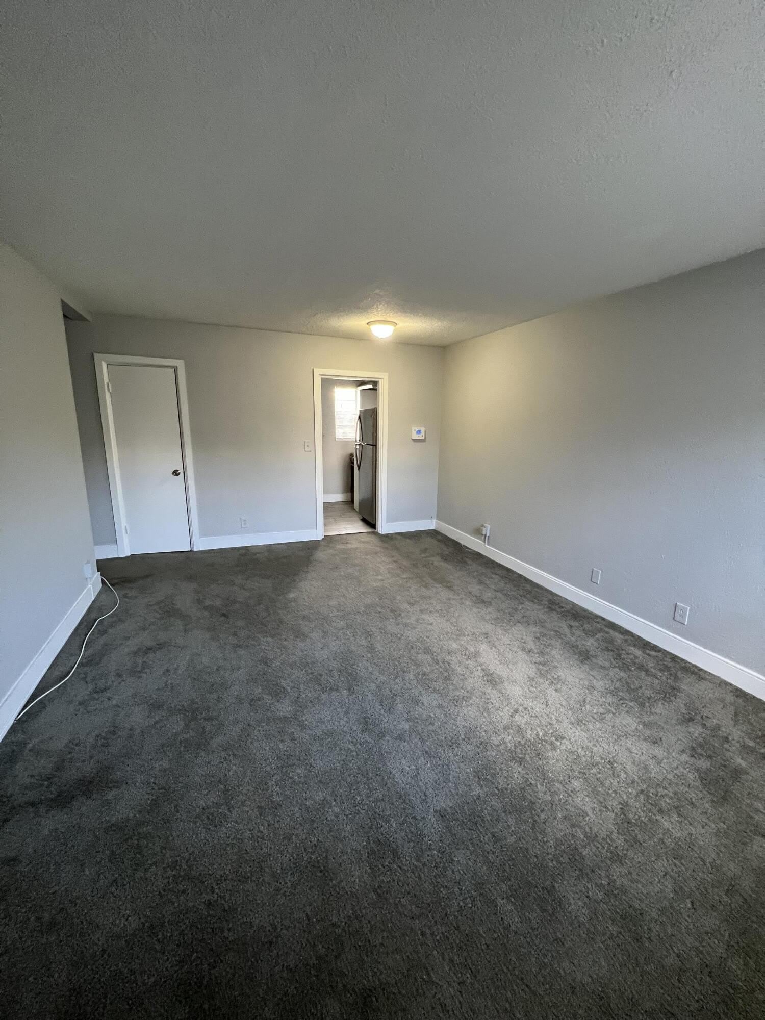 2722 Poinsettia Avenue – photo 3