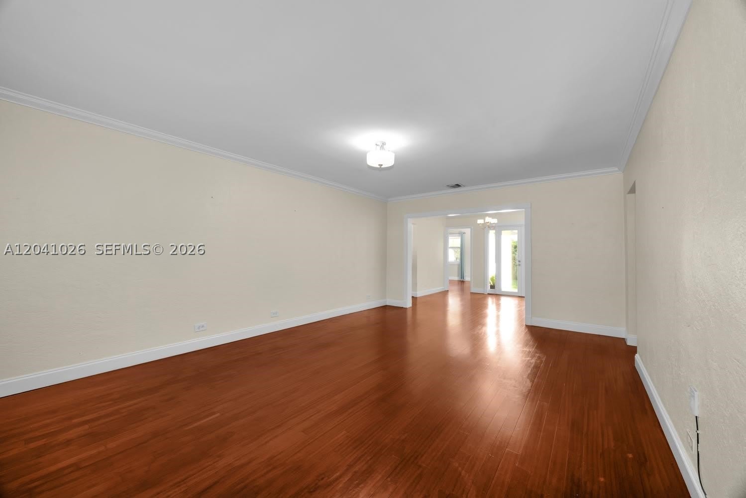 829 Medina Ave – photo 3