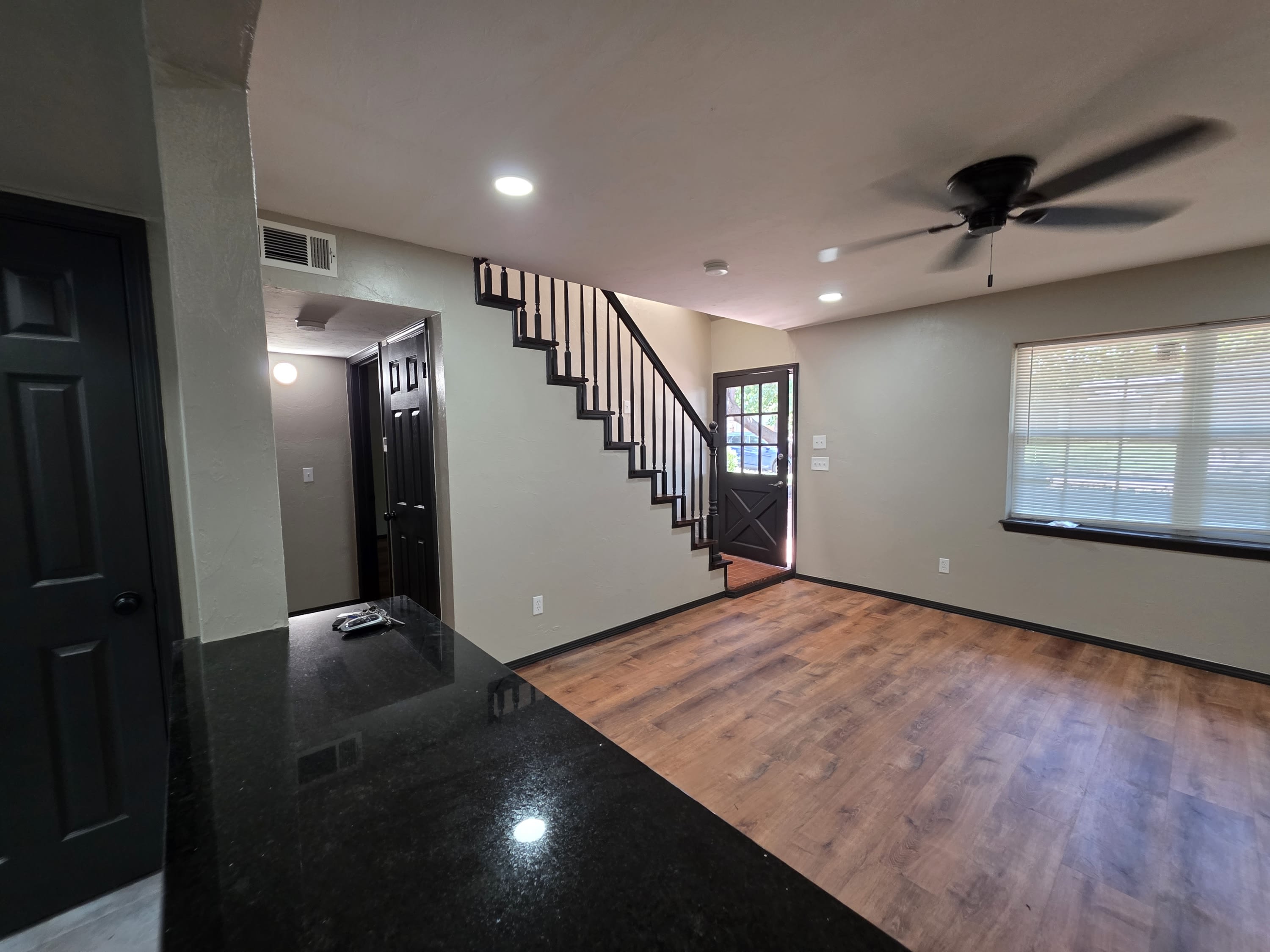 641 Redstone Avenue – photo 5