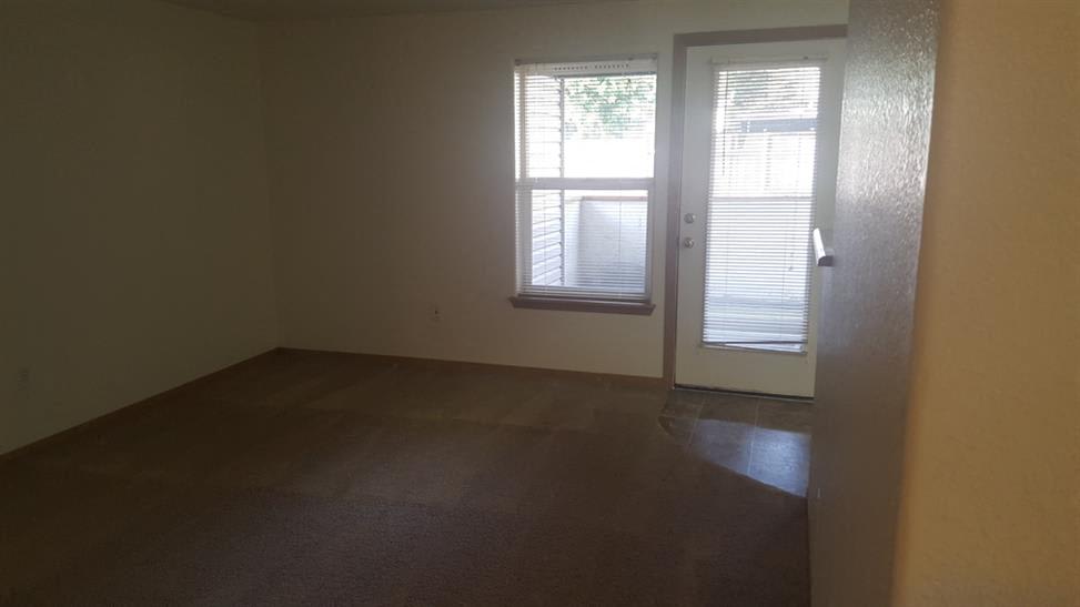 Creekside Villa Apartments – photo 2