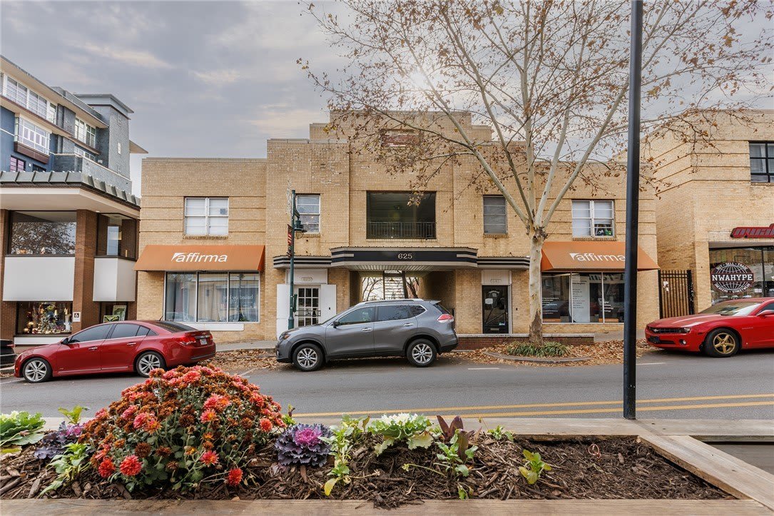 625 Dickson Street – photo 2