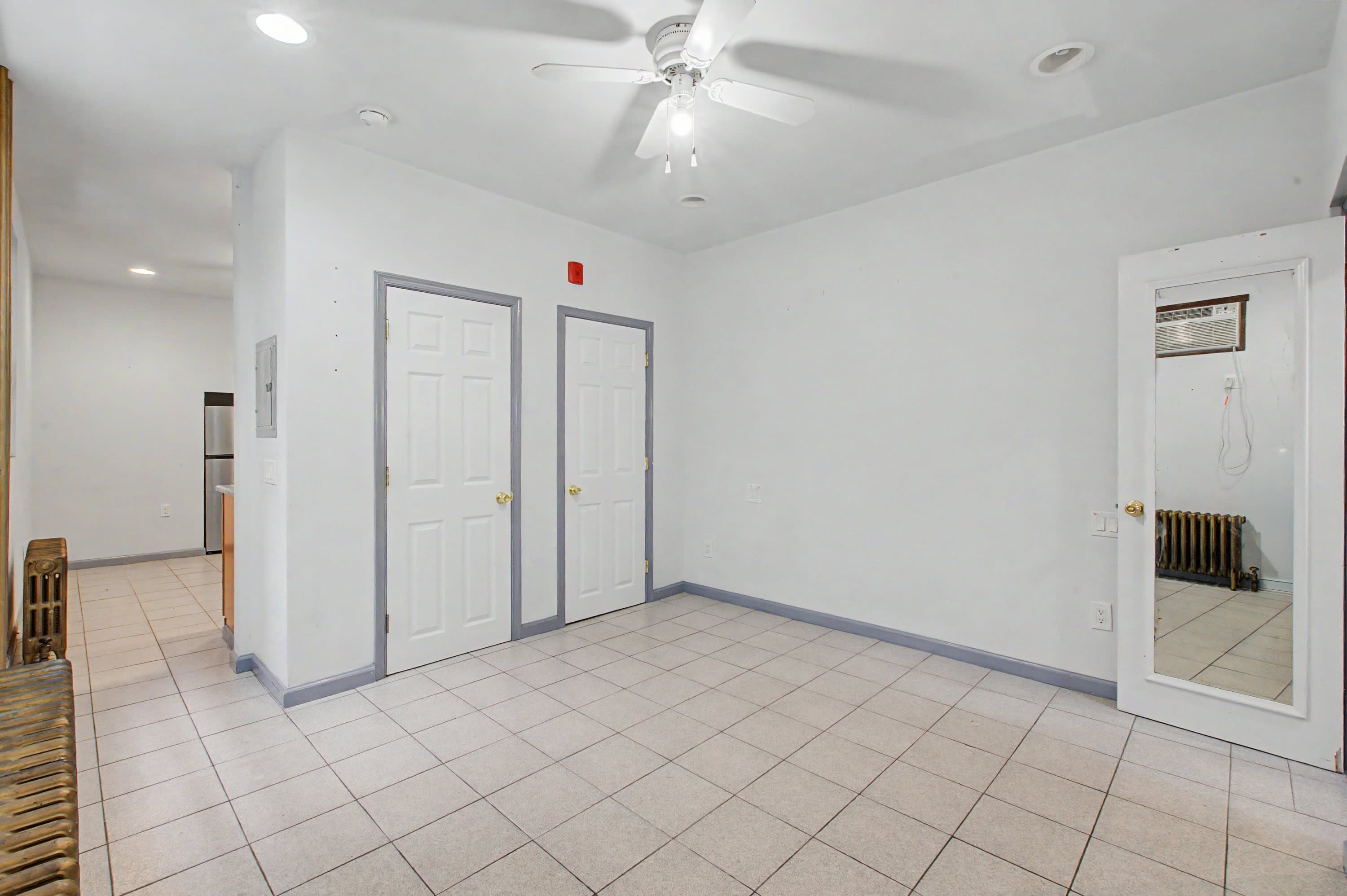 1425 Jackson Street – photo 2
