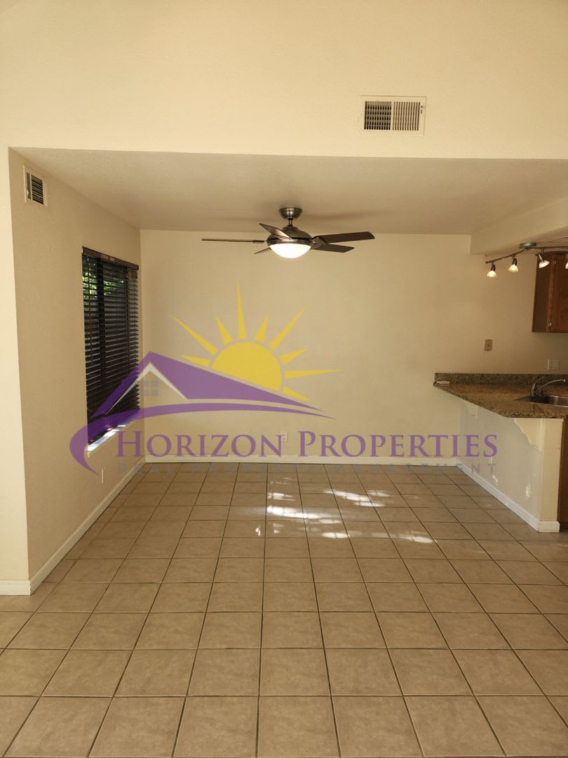 1 Bed 1 Bath with bonus loft 724 sq ft. Condo – photo 4