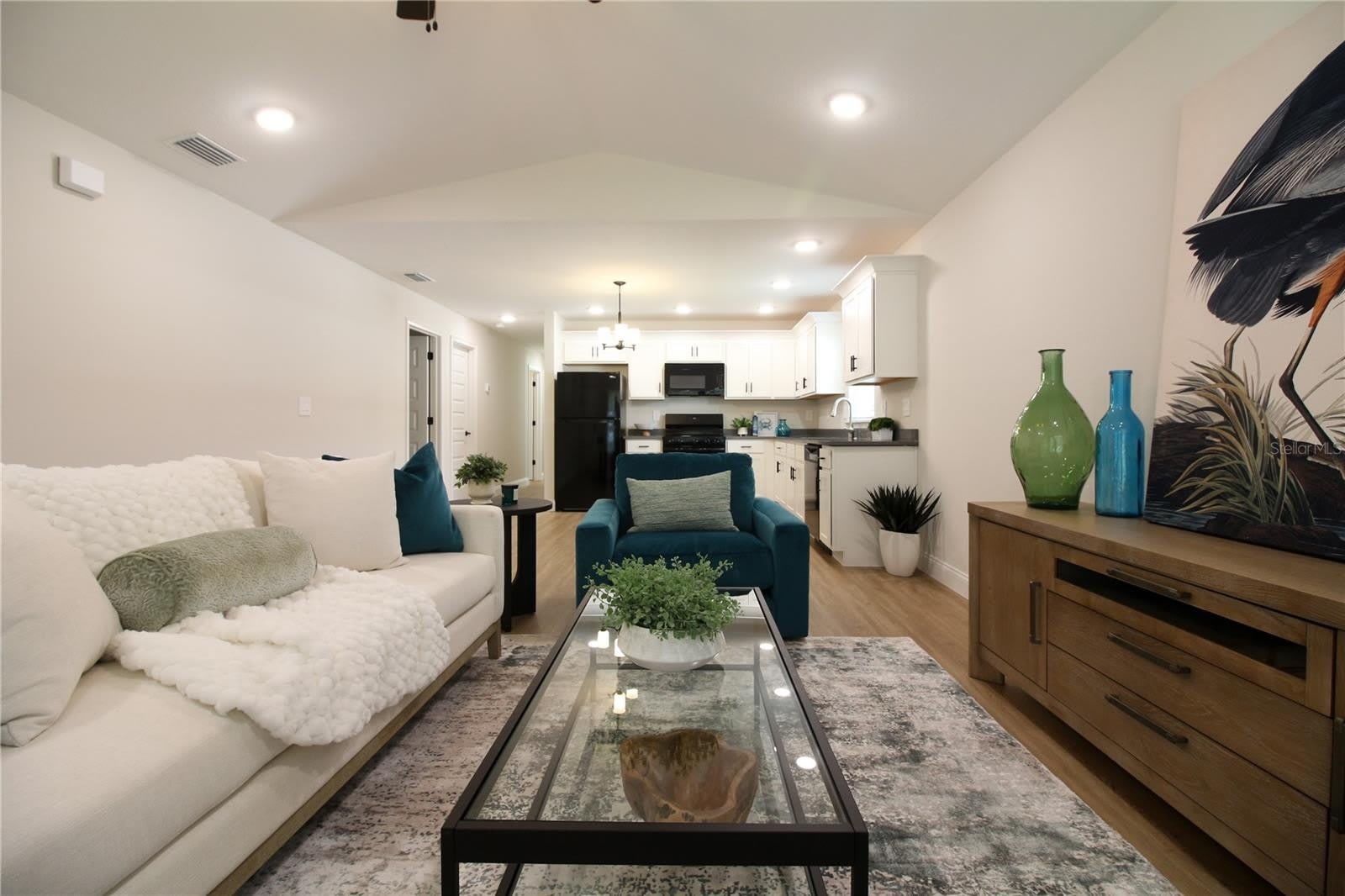 1242 DOROTHY Street – photo 5