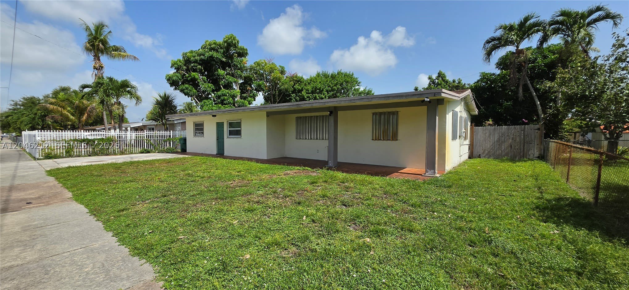 1331 NE 211th St – photo 3
