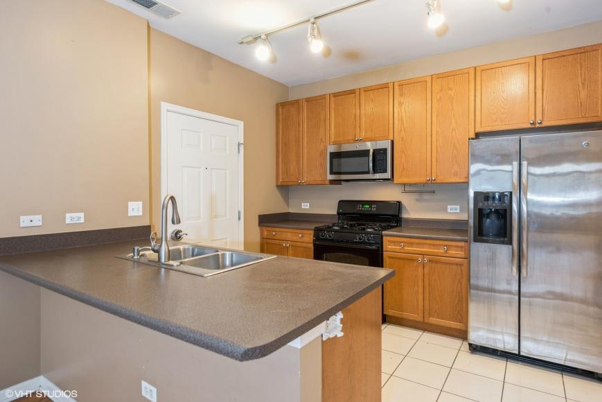 758 West 15th St. – photo 3