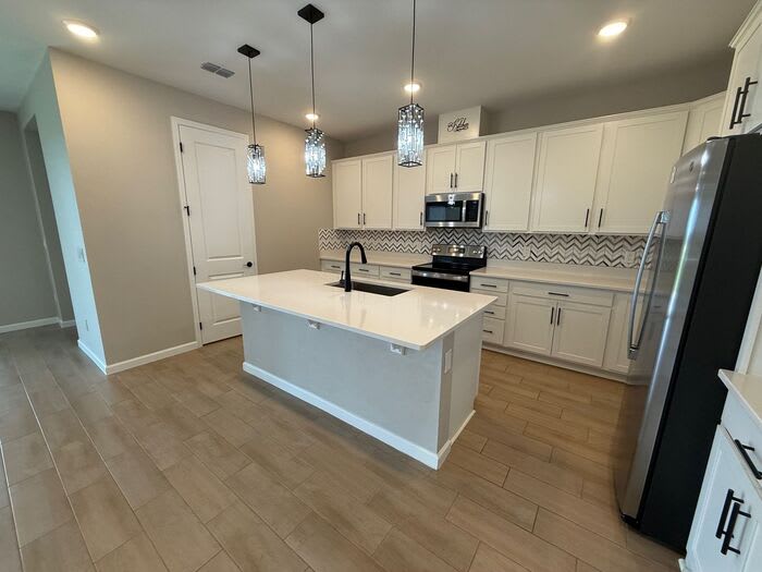 10073 Spring Lake Drive – photo 4