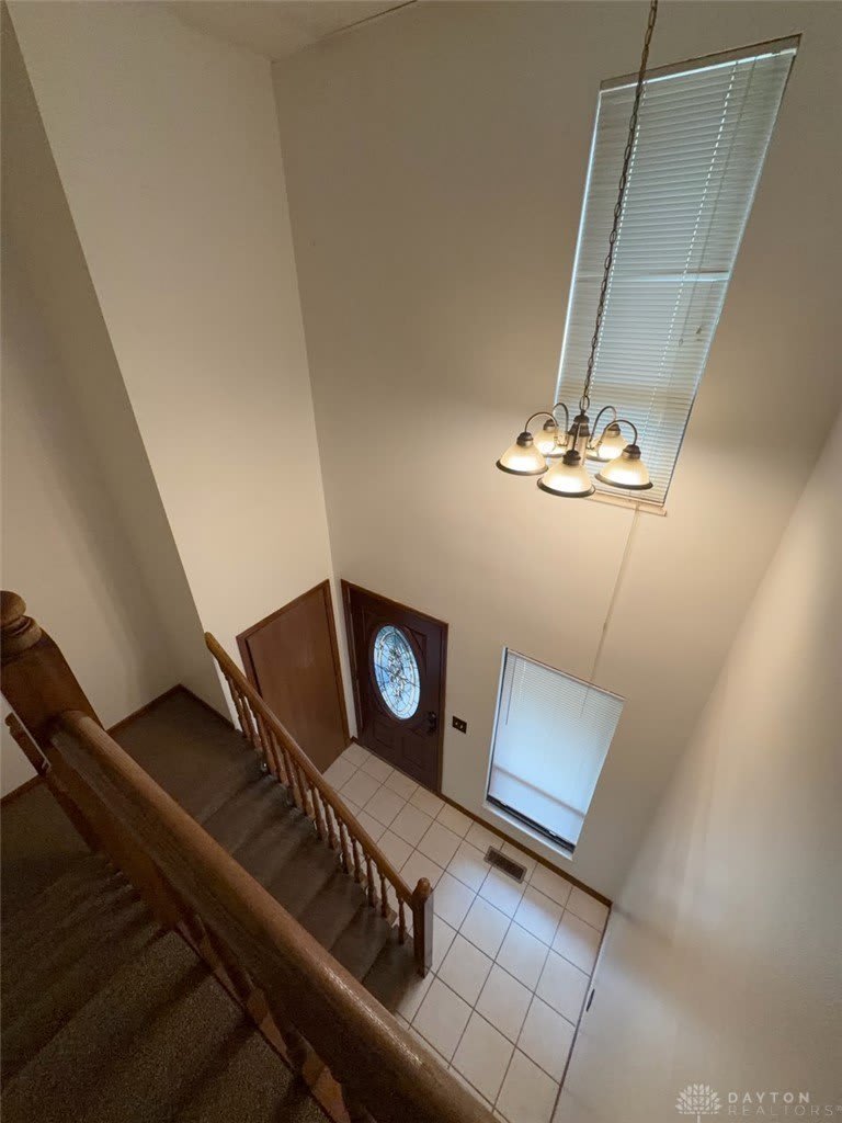 712 Hidden Valley Court – photo 2