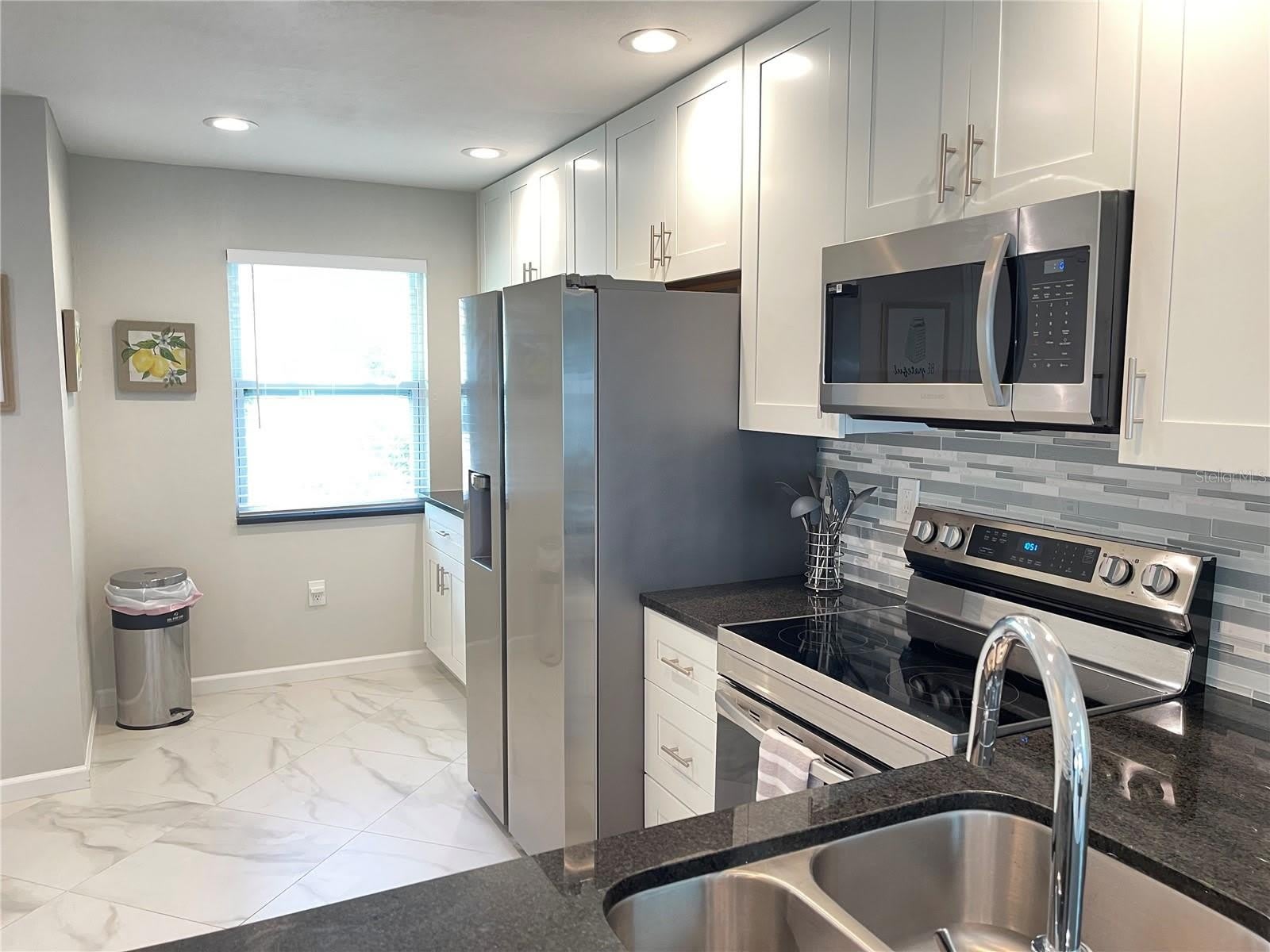 1821 ORANGE BOULEVARD Way – photo 4