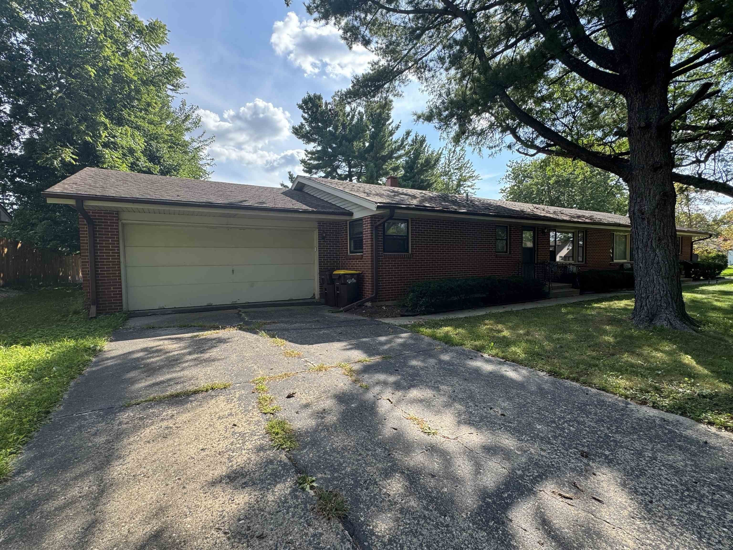 5213 Village Court – photo 1