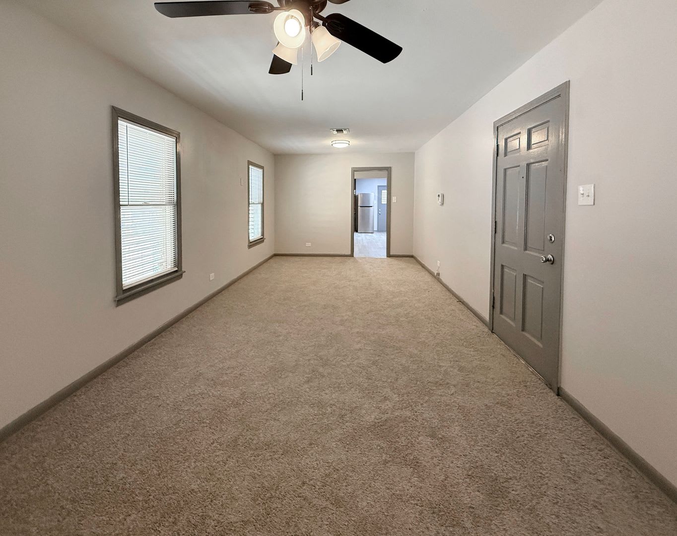 Cute 2 Bedroom 1 Bath Home In Hot Wells Area – photo 4