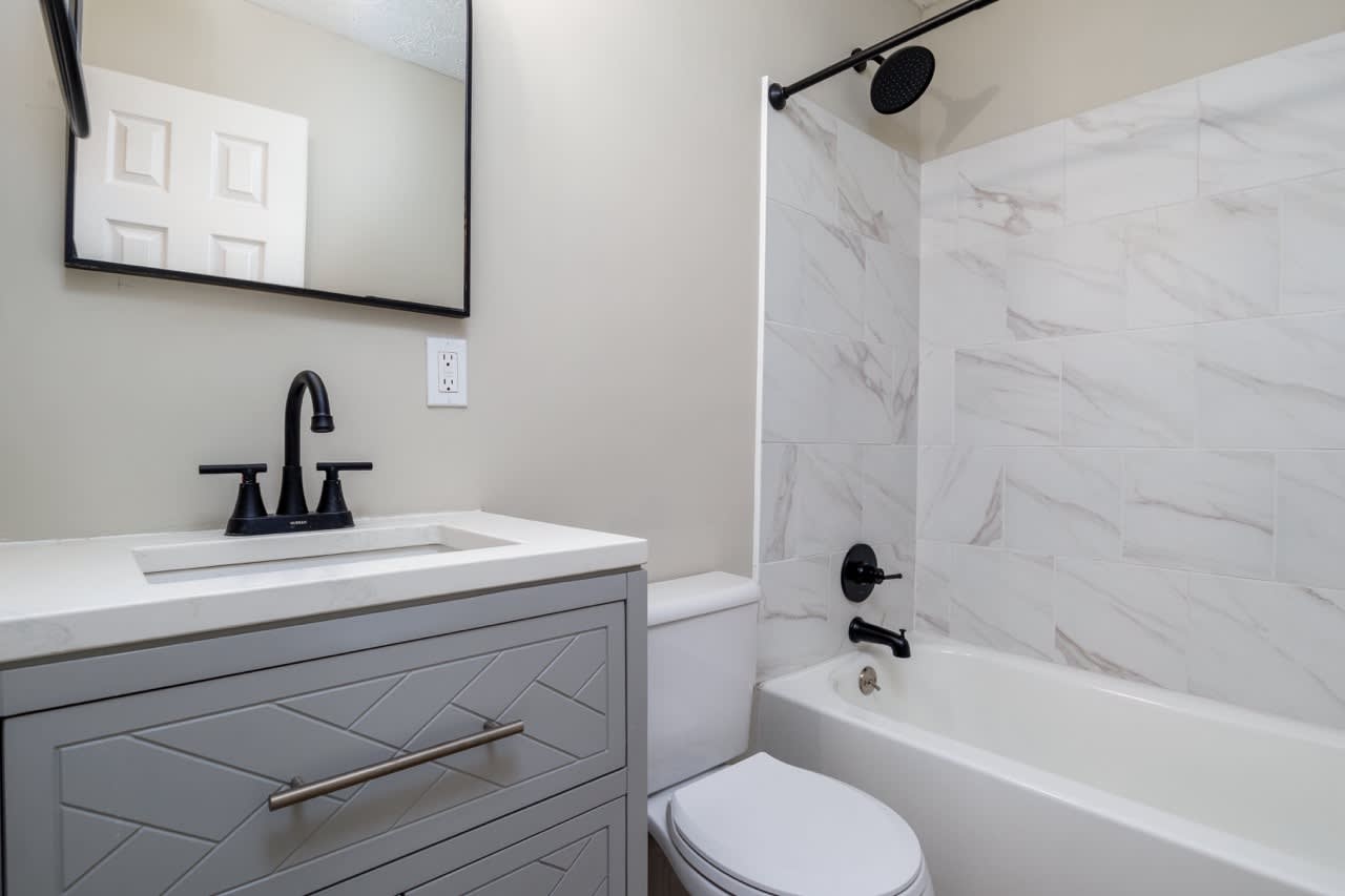 13804 Rexwood Avenue – photo 5