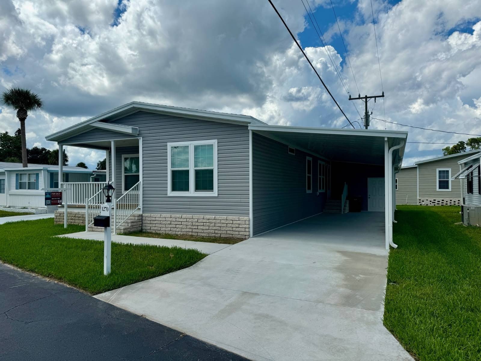 1270 Plymouth Place – photo 3