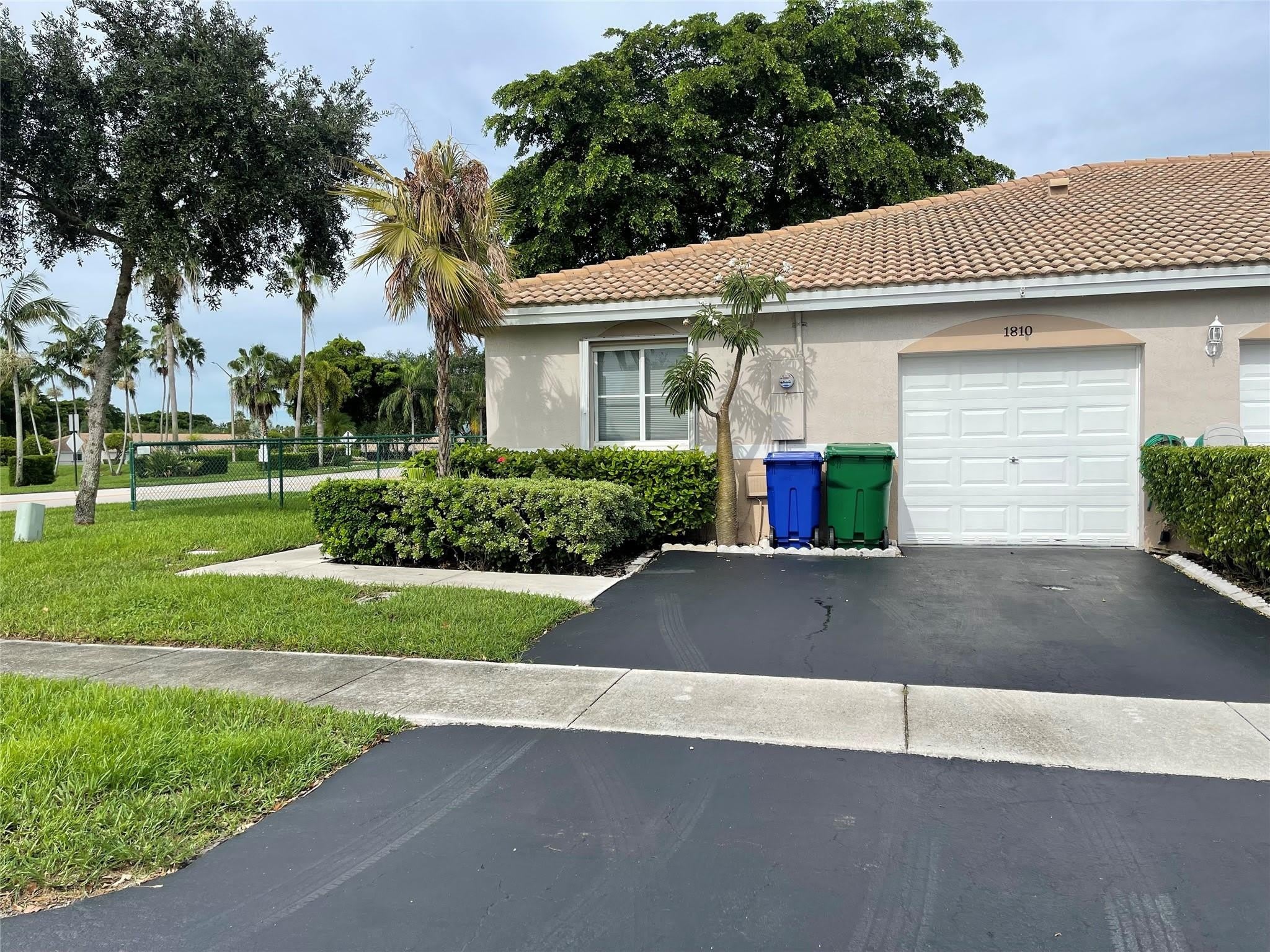 1810 SW 114th Terrace – photo 1