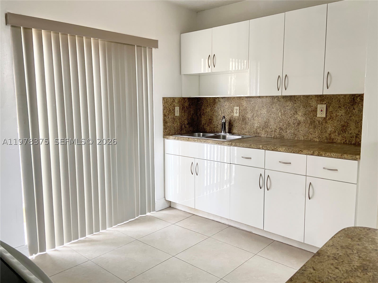 2740 W 62nd St – photo 3