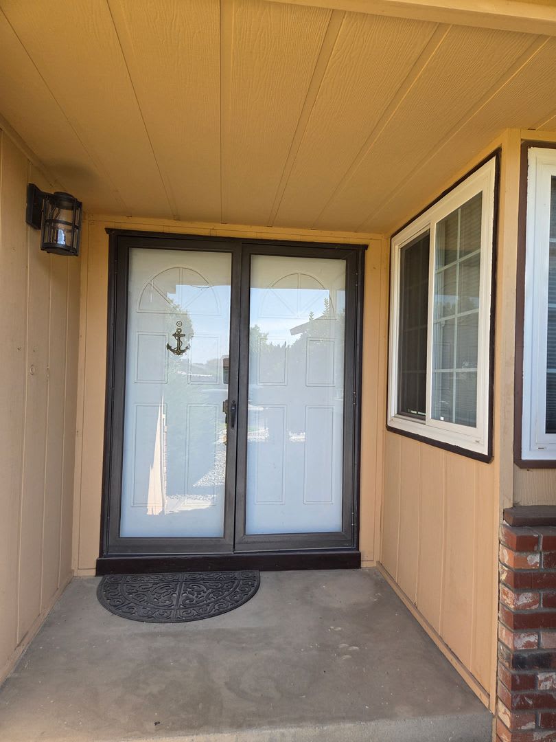 Four Bedroom with pool! – photo 4