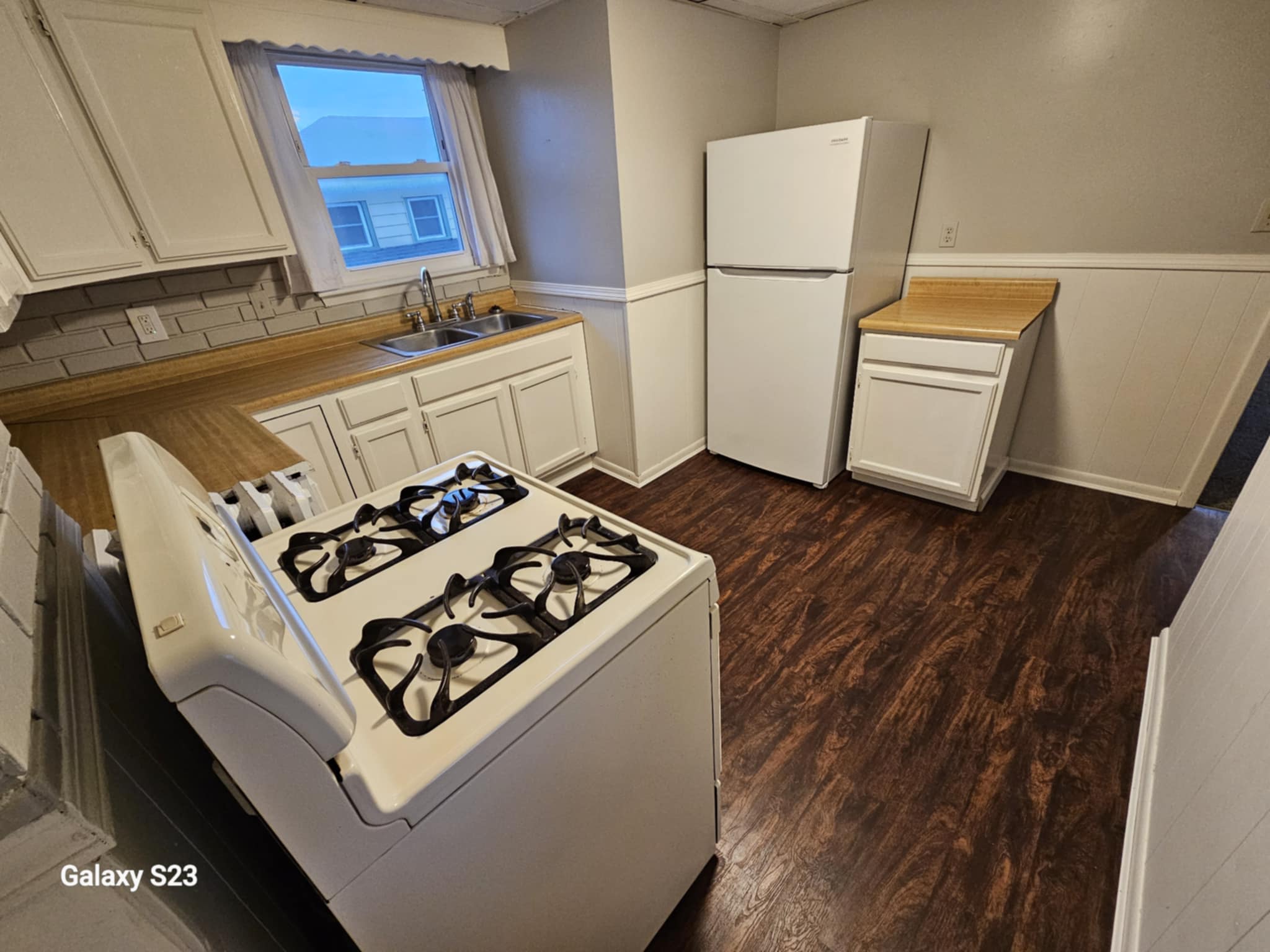 112 Dunning Avenue – photo 5