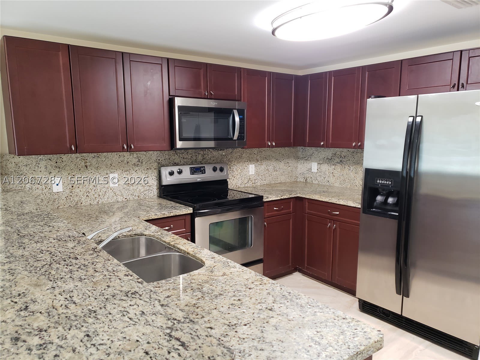 2740 SW 28th Ter – photo 1