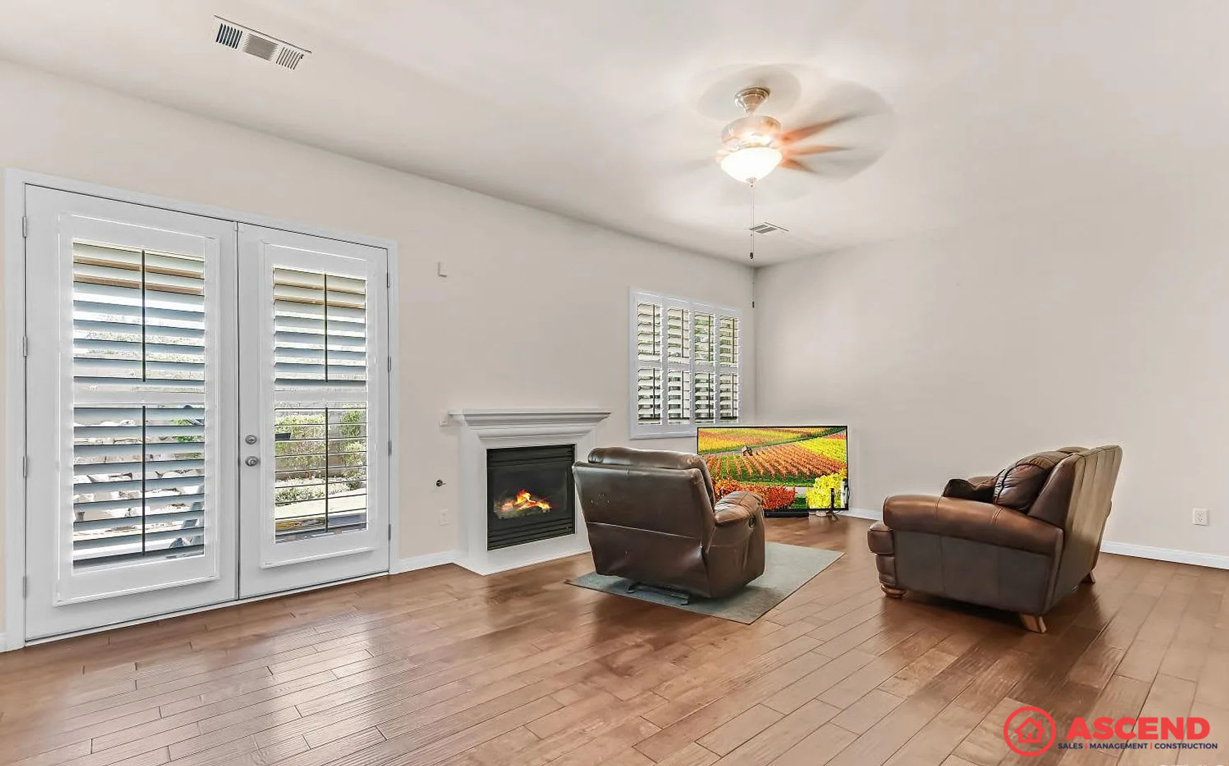 Stunning Northwest Bakersfield Home 5 Bed 3 Bath 2 475 Sq Ft – photo 3