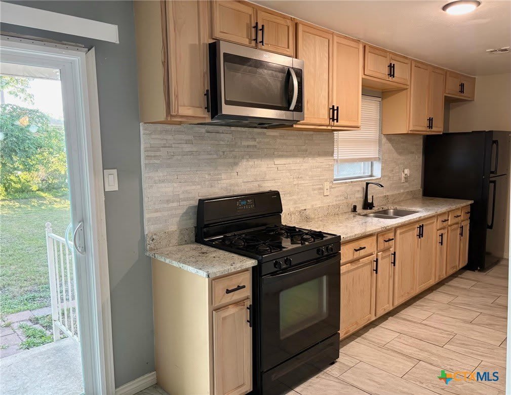 613 Bishop Drive – photo 2