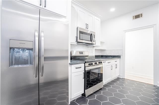 5531 WILLOW Street – photo 5