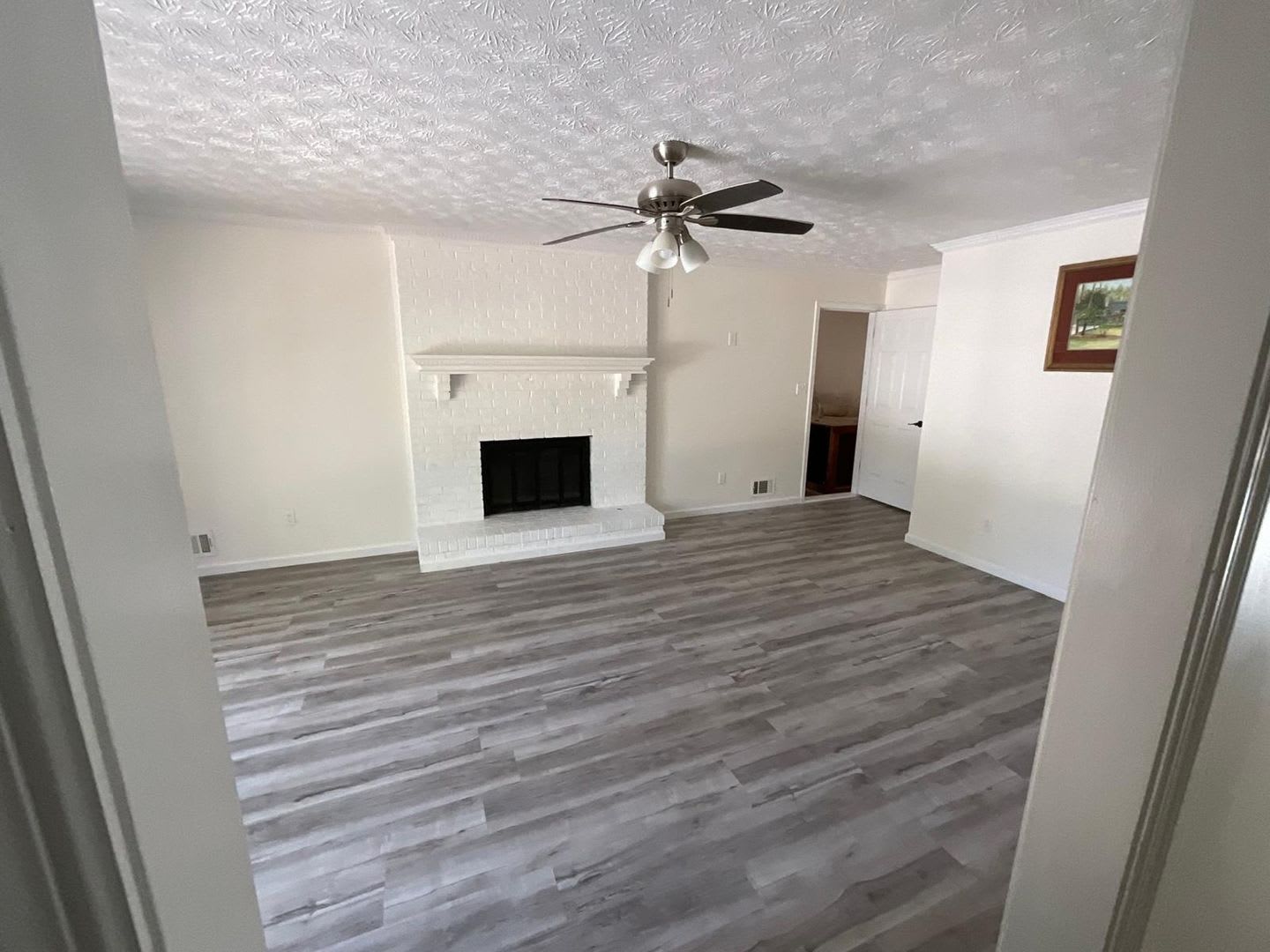 Spacious 4BR Duplex in Riverdale – photo 1