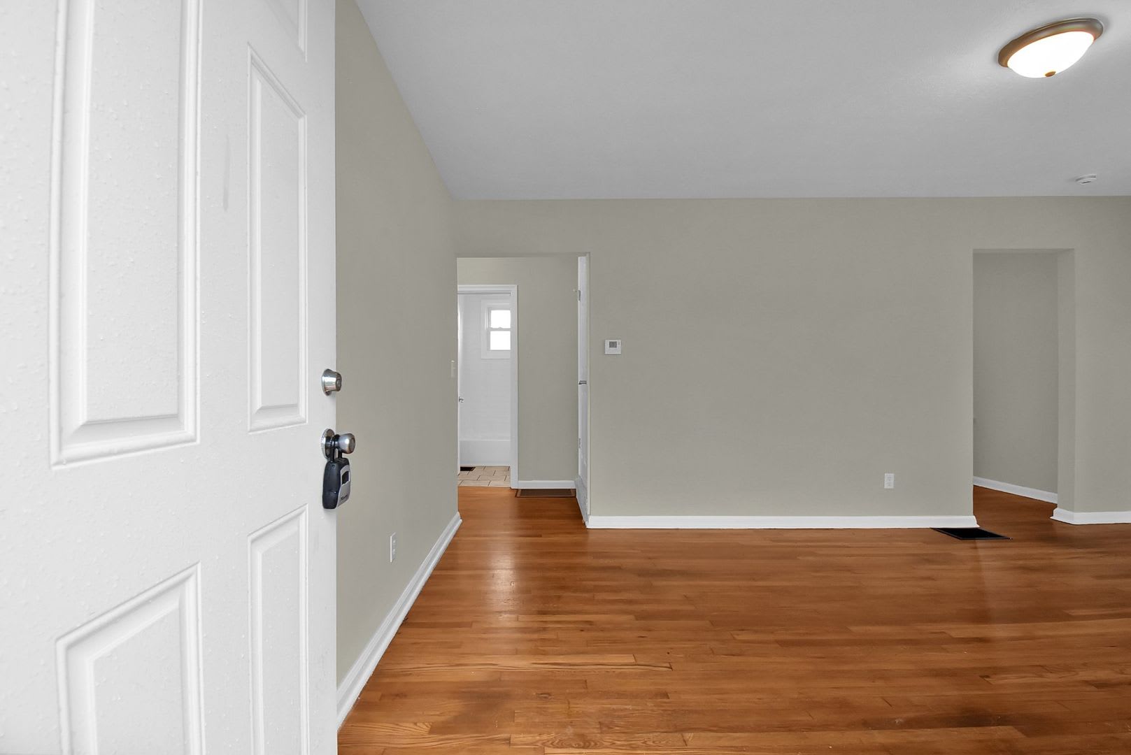 3 Bedroom Home For Rent – photo 4