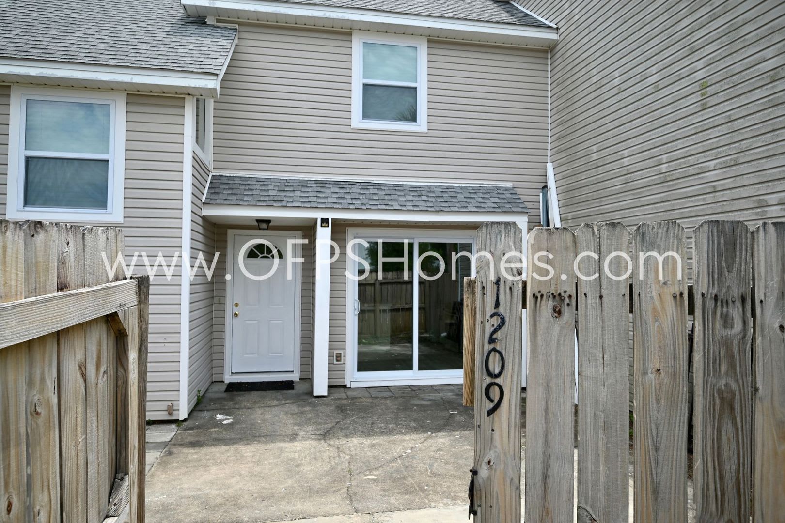 2/2.5 AVAILABLE IN DESTIN!! Split Floorplan! – photo 3