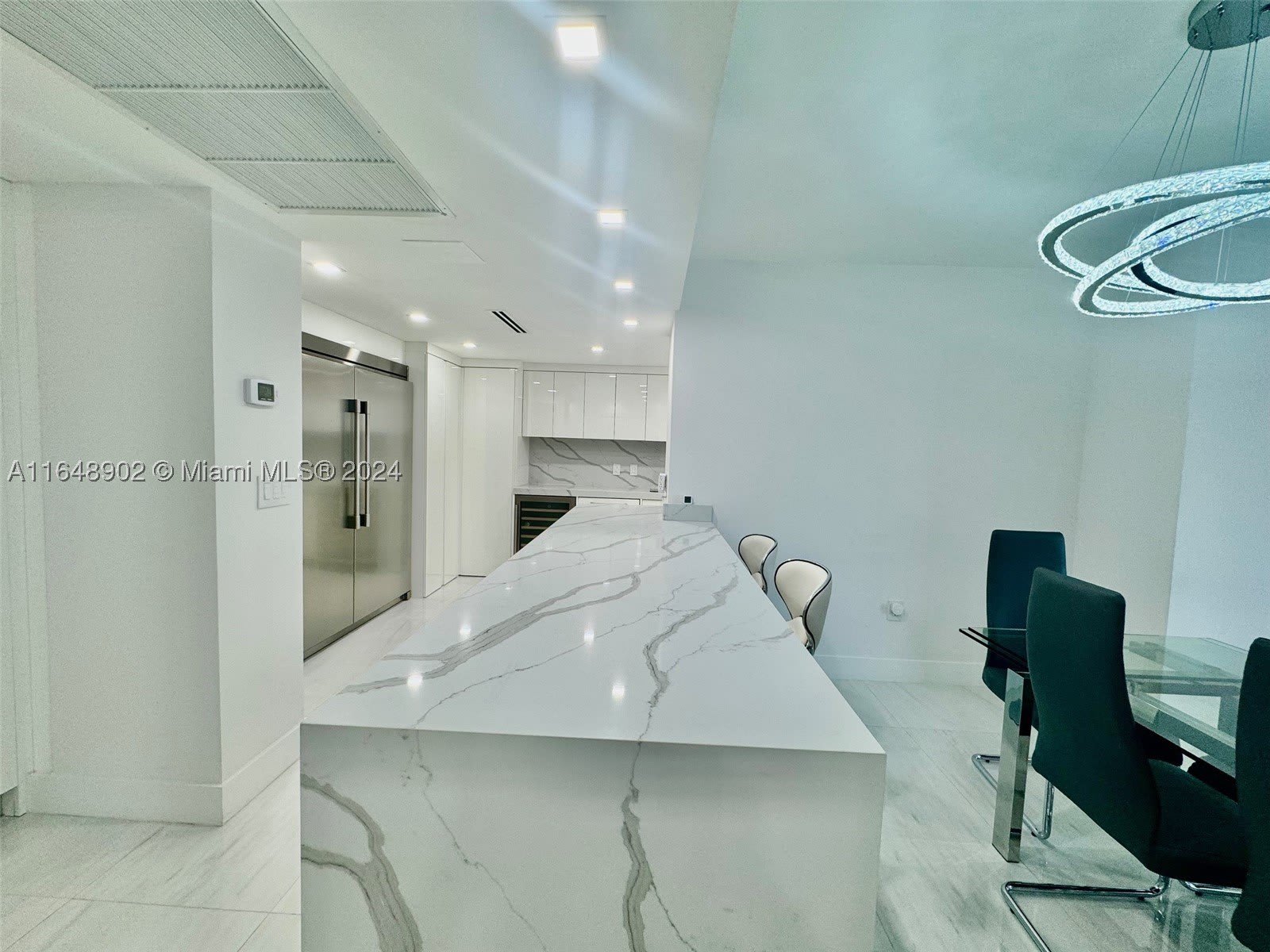 9801 Collins Ave – photo 5