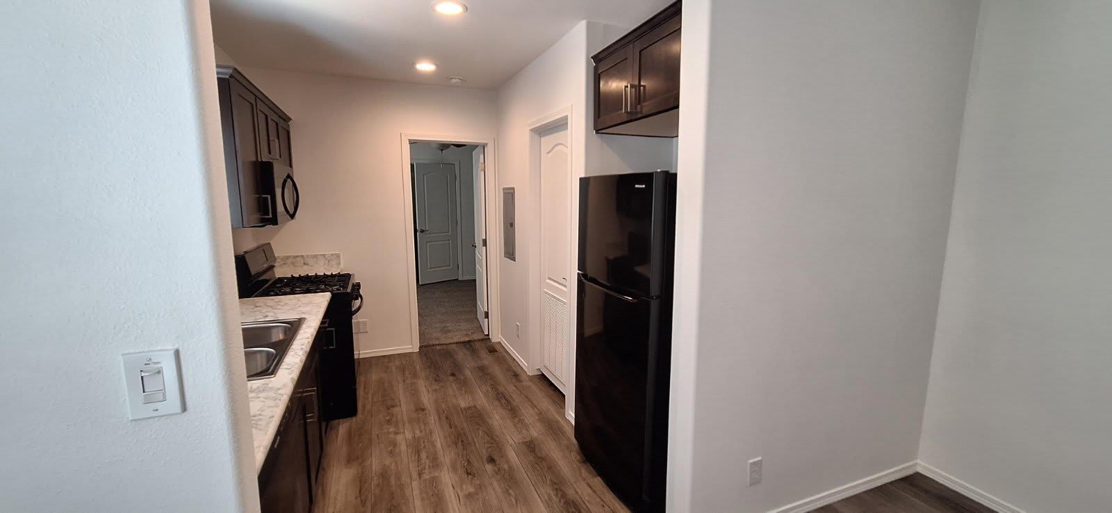 4487 E Lake Mead – photo 5