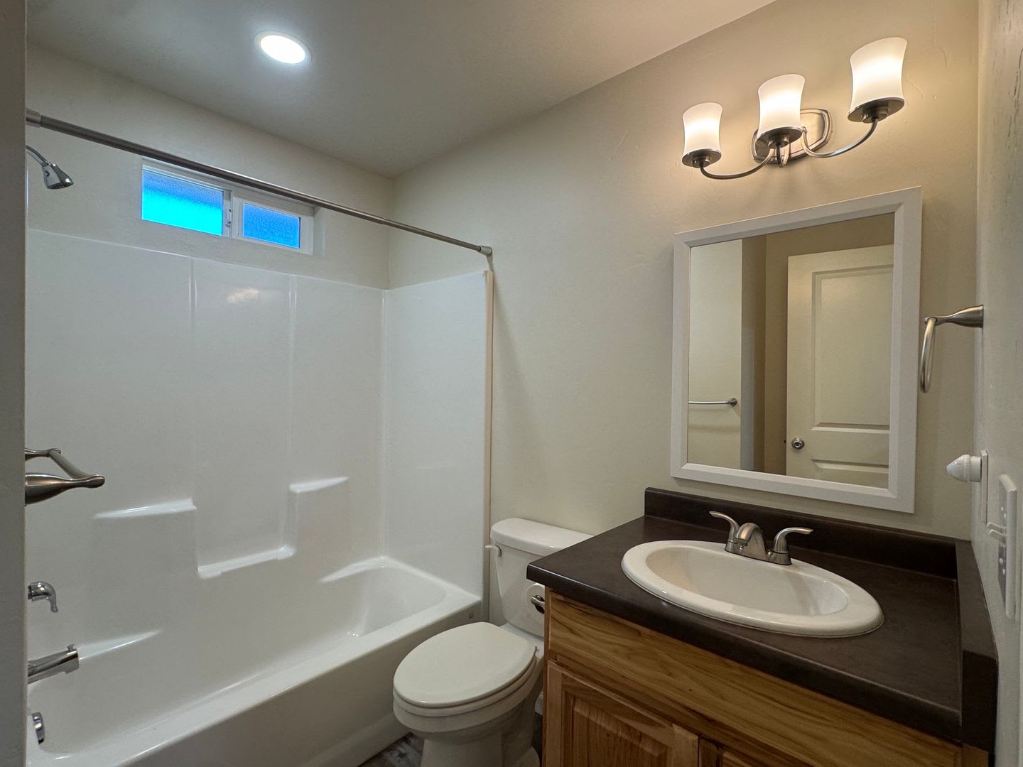 1742 Anderson Ave – photo 5