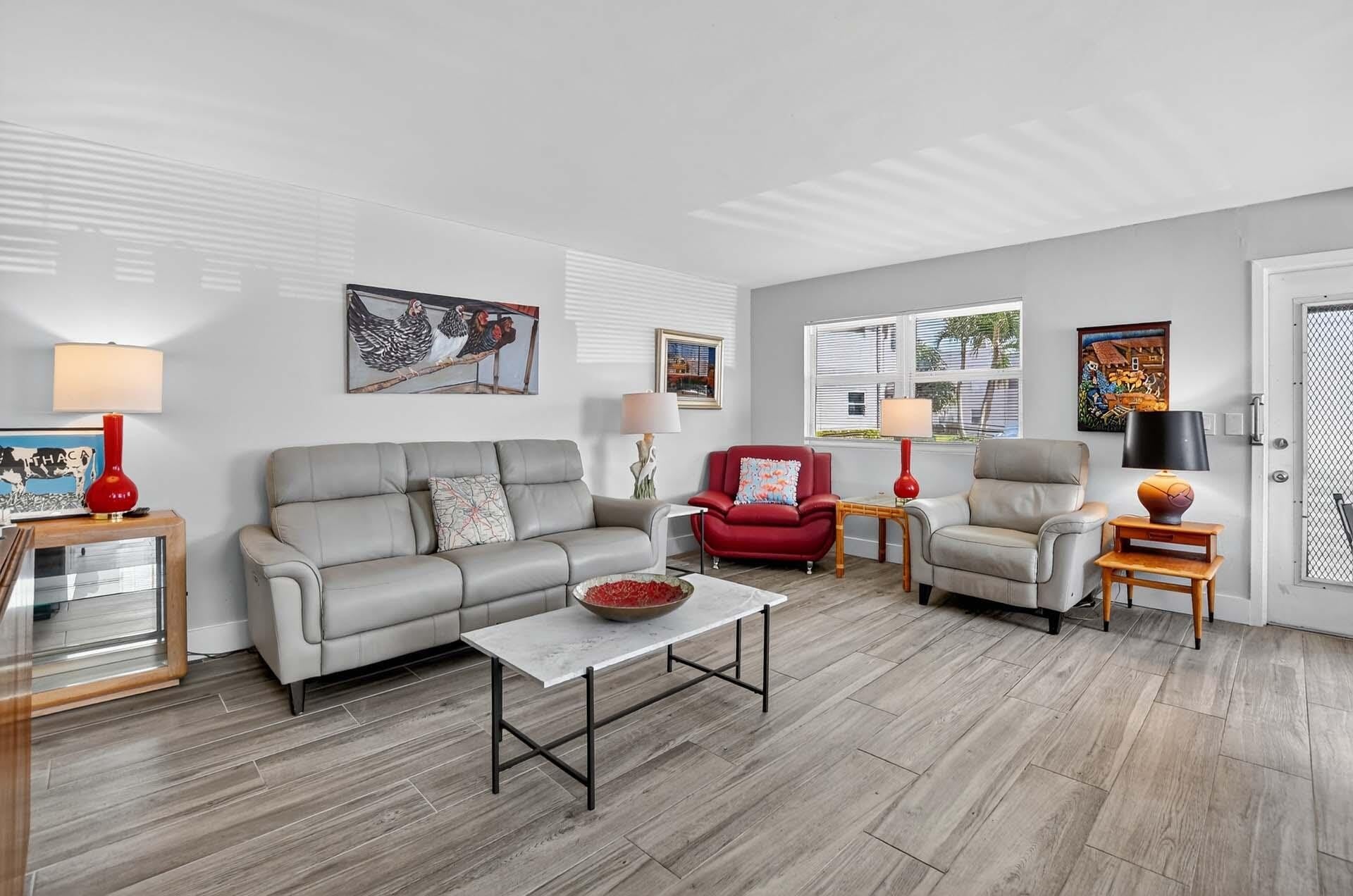 360 Flanders Drive – photo 5