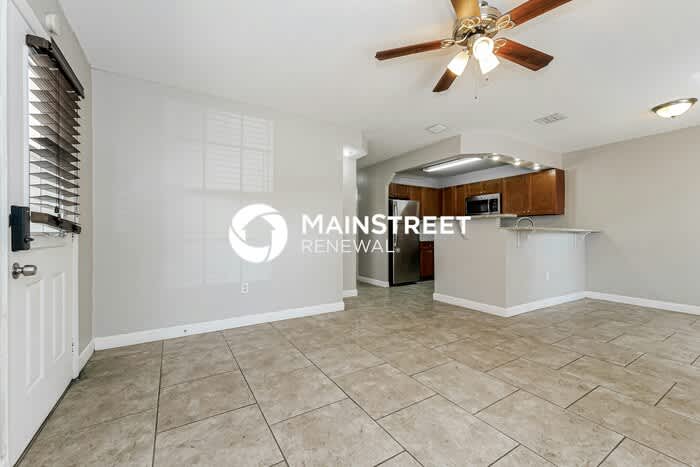 3781 South 57th Avenue – photo 3