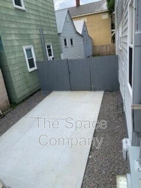 587 Rutledge Avenue – photo 2
