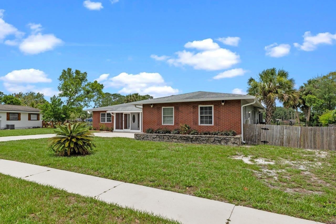 2622 Hibiscus Court – photo 2