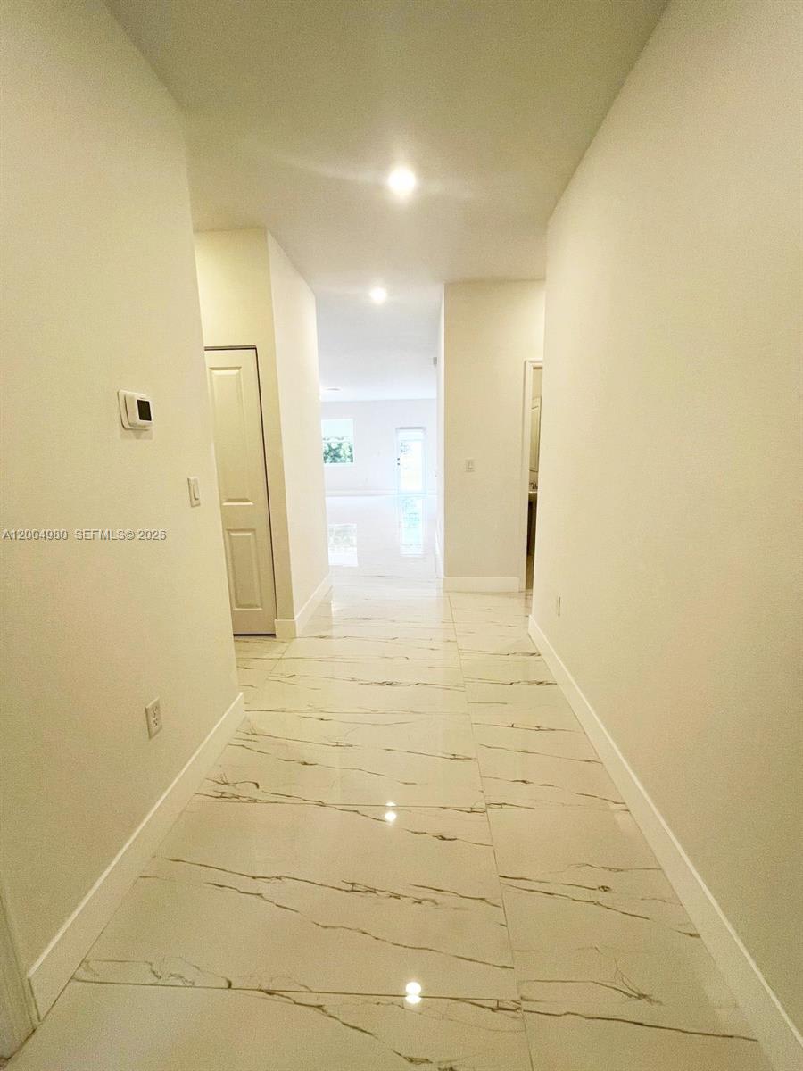 833 Southeast 26th Road – photo 4