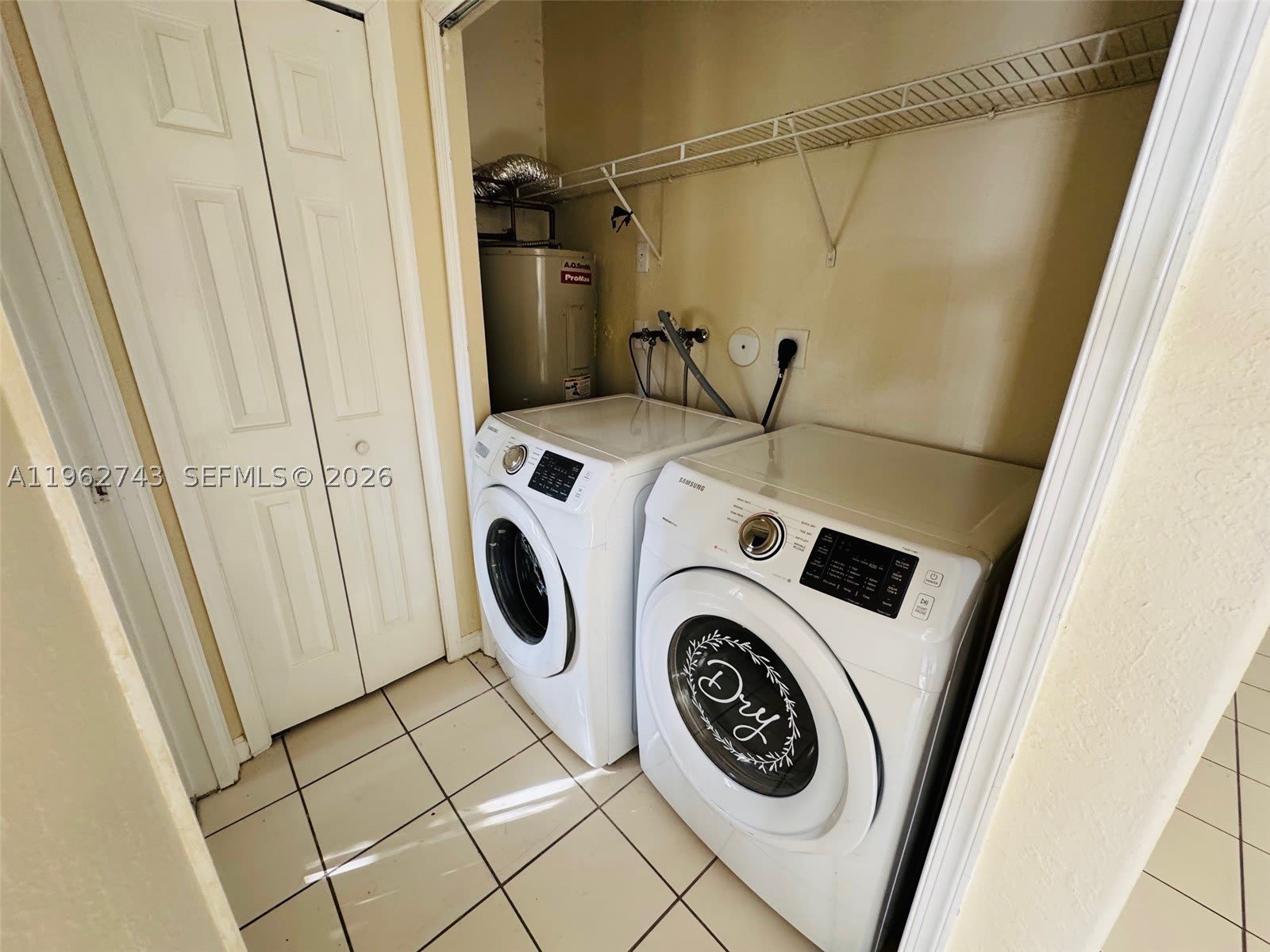 1601 SE 24th Ct – photo 3
