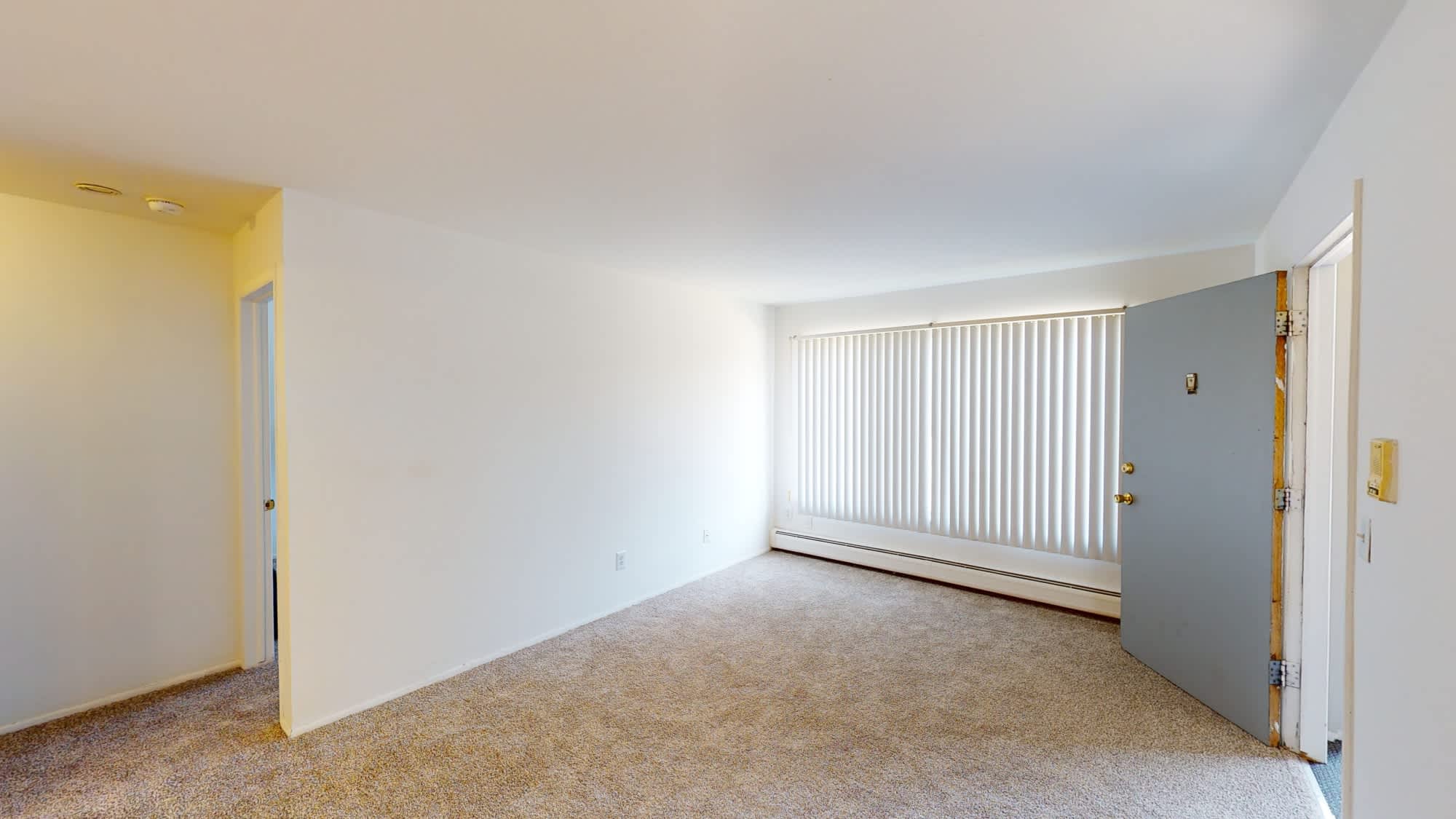 Outer Drive Manor Apartments – photo 5