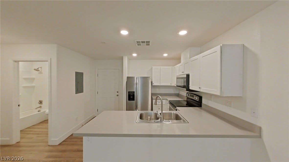 1821 Santa Paula Drive – photo 2
