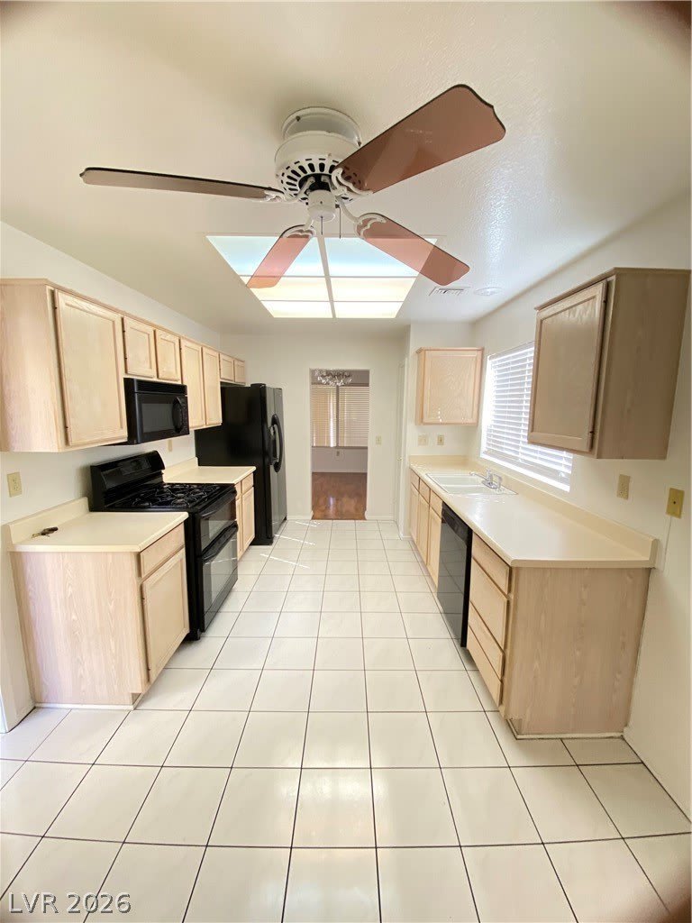 9012 STARMOUNT Drive – photo 5