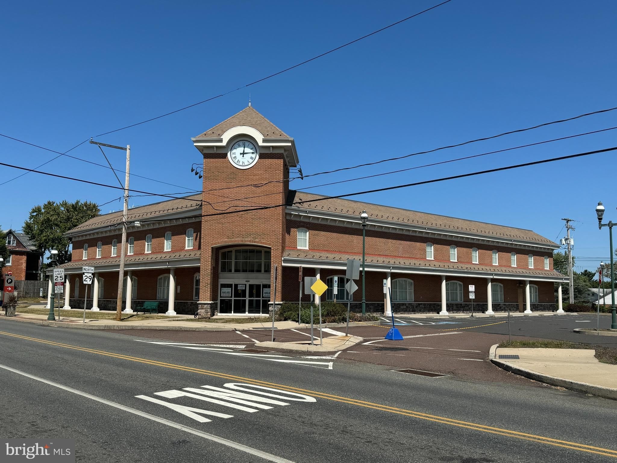 350 MAIN Street – photo 2