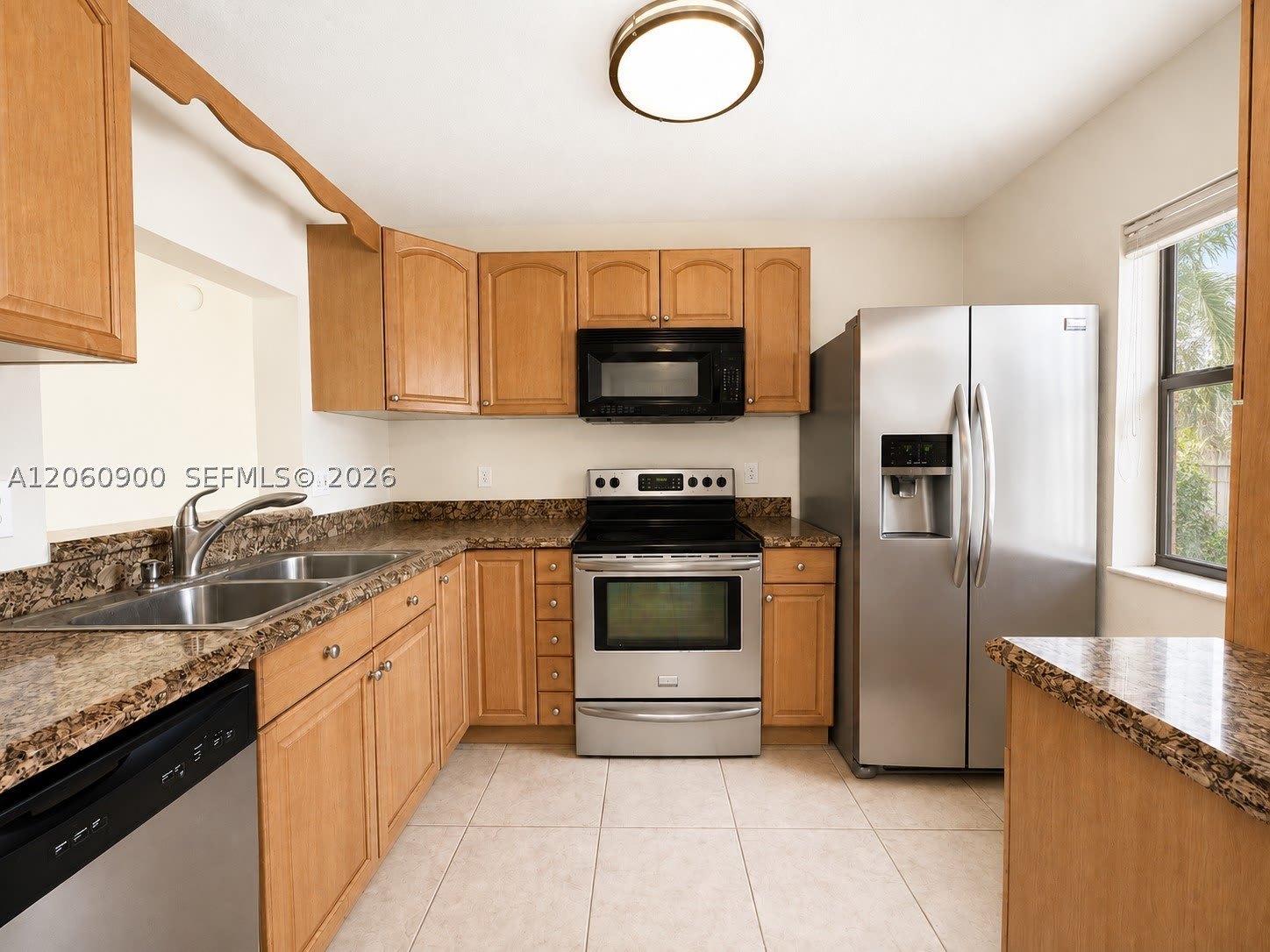 6585 Somerset Dr – photo 4