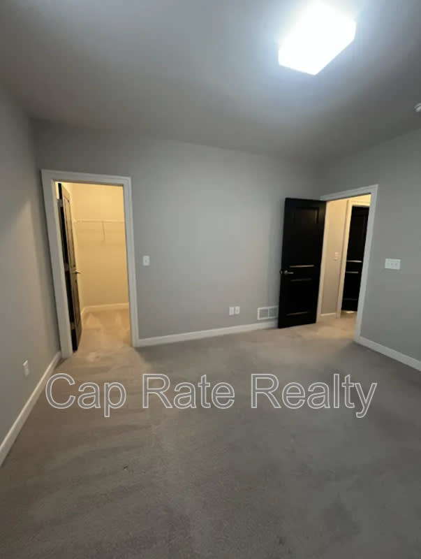 1223 N Grant Ave – photo 4