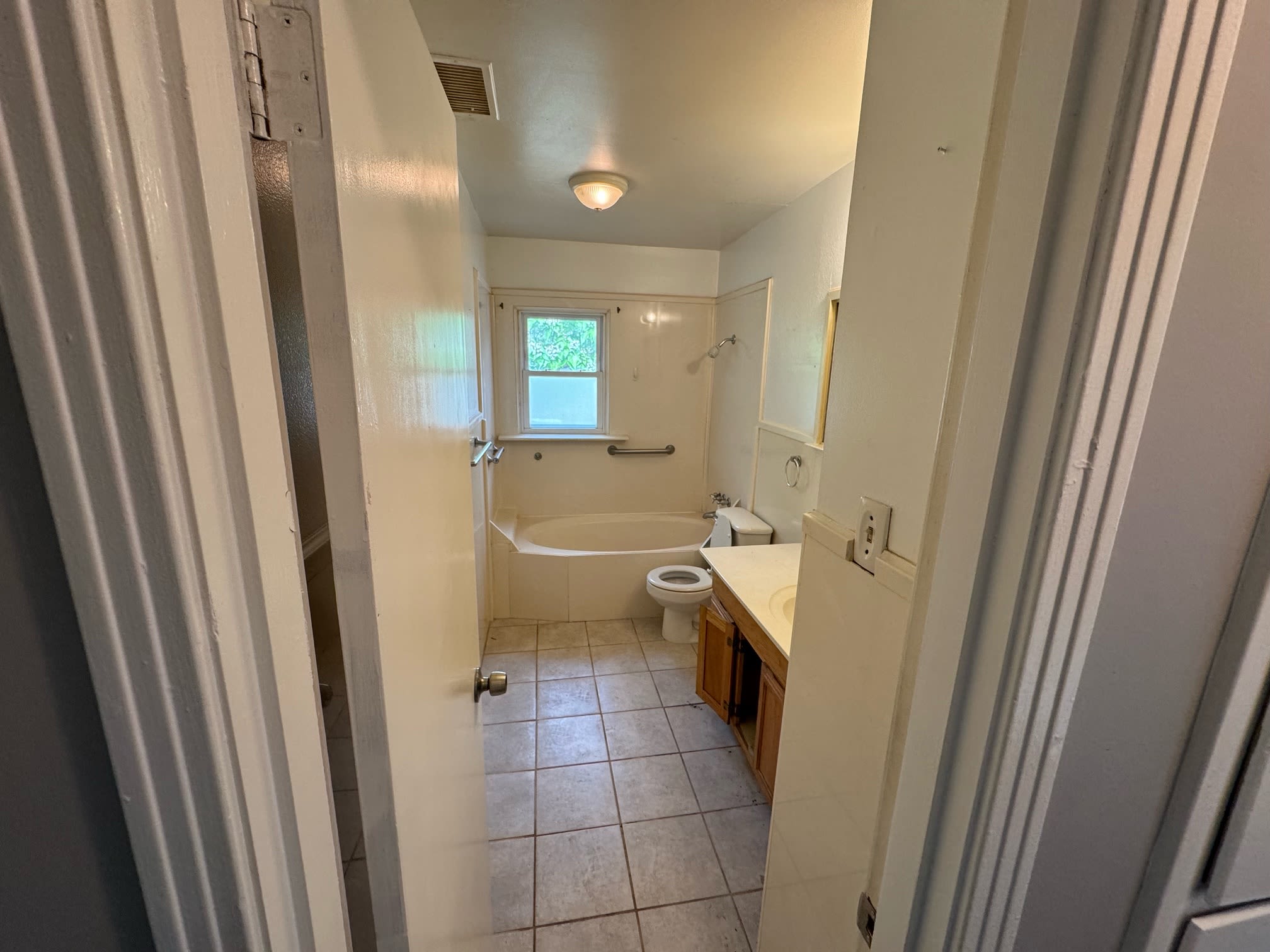 2417 Orange Street – photo 4