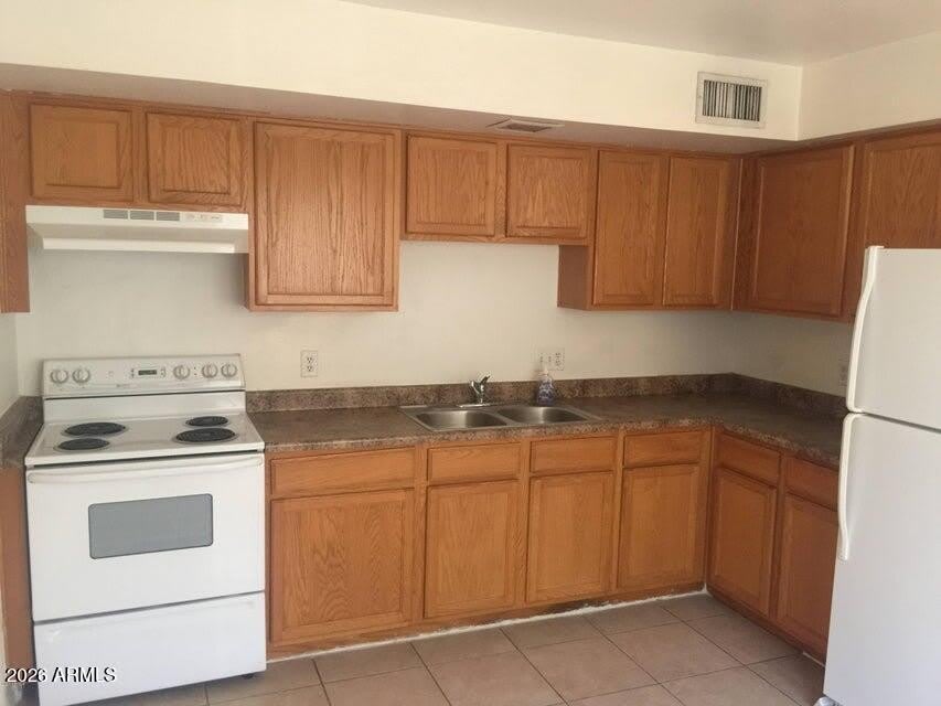 1233 E Henry Street – photo 3