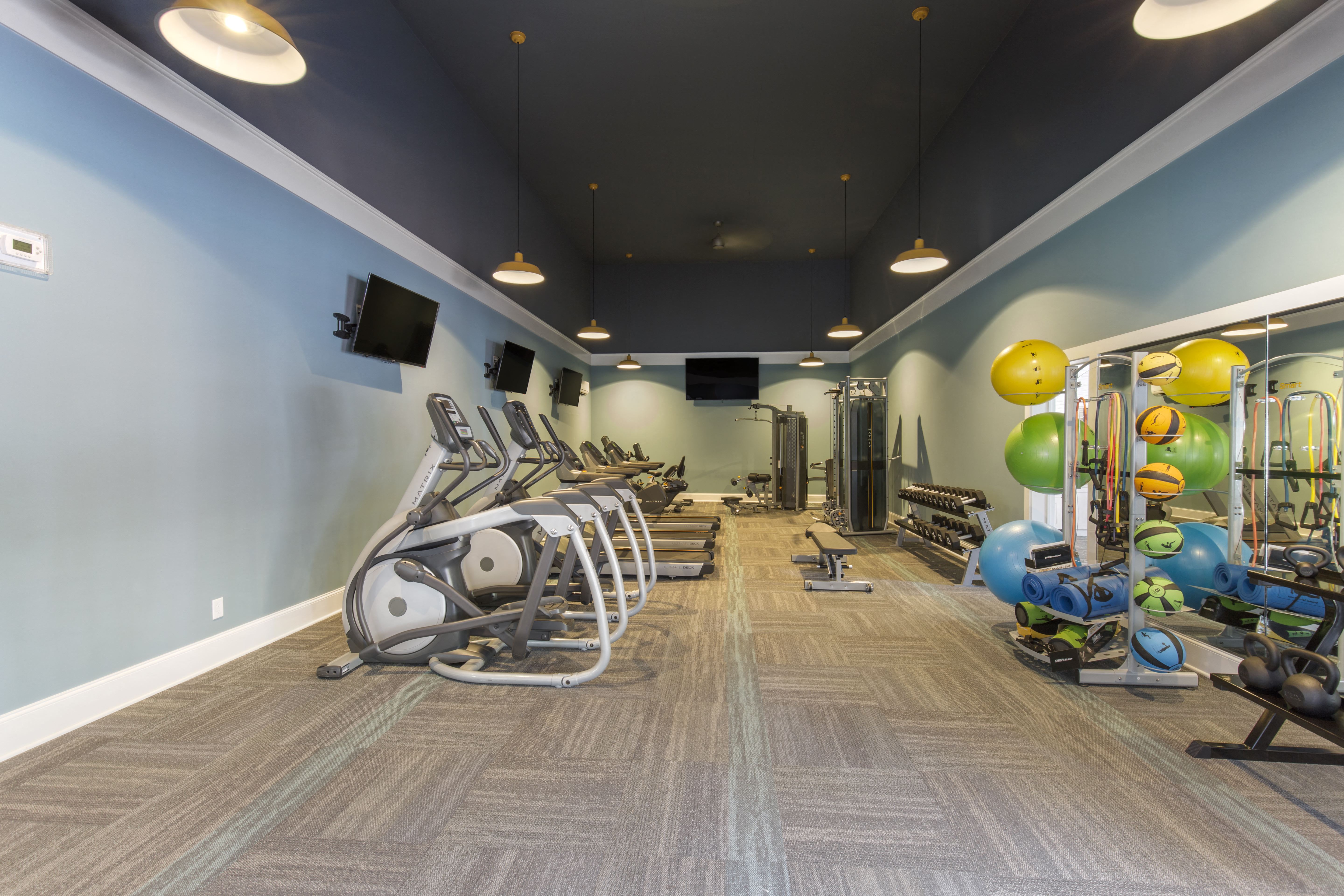 Chesapeake Bay Apartments – photo 5