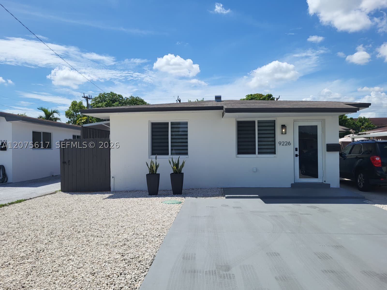 9226 SW 37th Street – photo 1