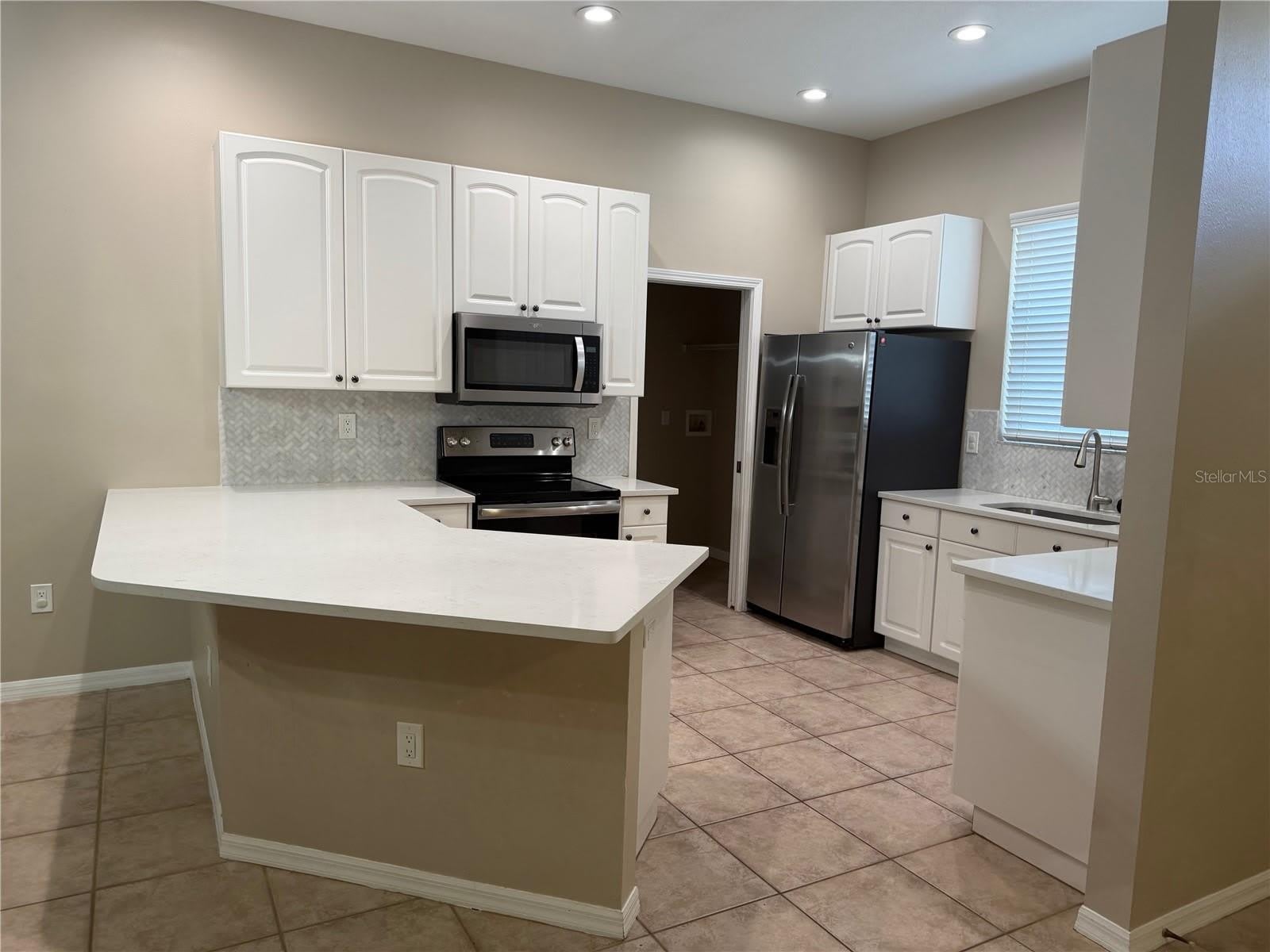 7633 WIMPOLE Drive – photo 4